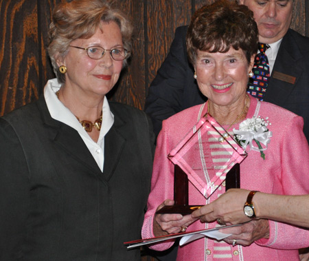 Edith Lauer inducted Jeanette Grasselli Brown 