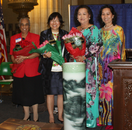 Elizabeth Balraj, Margaret Wong and Ryan sisters