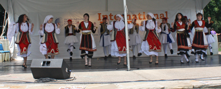 Kyklonas Hellenic Dancers