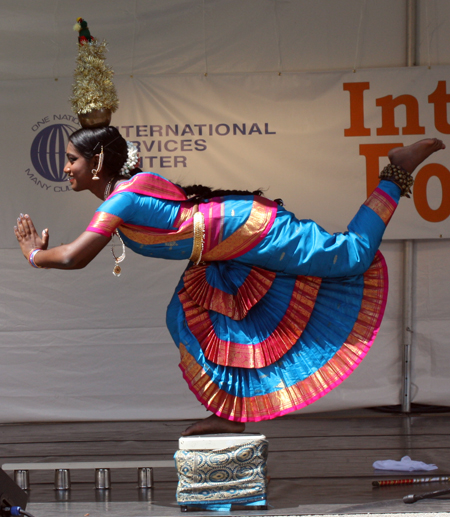 Mahima Venkatesh performs the Indian Karagattam