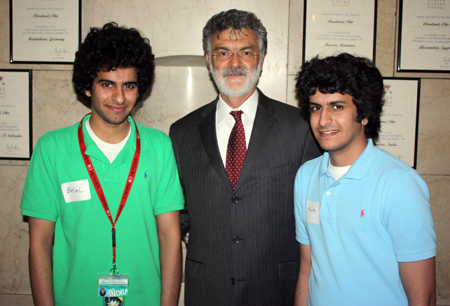 Mayor Jackson with Iraqui teens