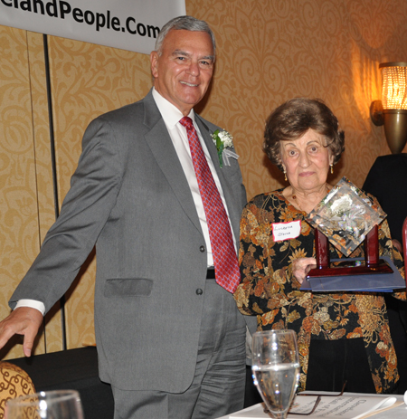 Former Plain Dealer publisher Alex Machaskee with Hall of Fame inductee Lucretia Stoica