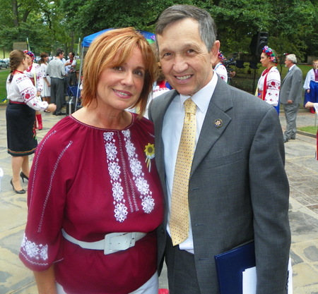 Dozia Krislaty and Congressman Dennis Kucinich