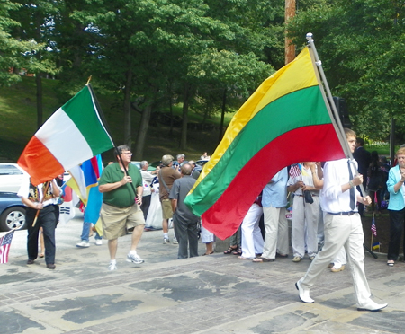 Lithuanian marchers and Irish marchers
