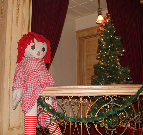 Raggedy Ann decorations