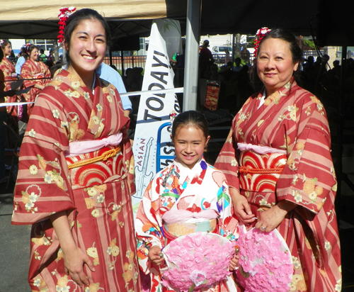 Sho Jo Ji Japanese Dancers