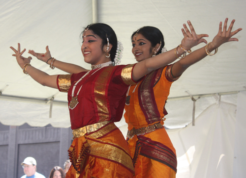 Indian dance by Sujatha Srinivisan students from Shri Kalaa Mandir