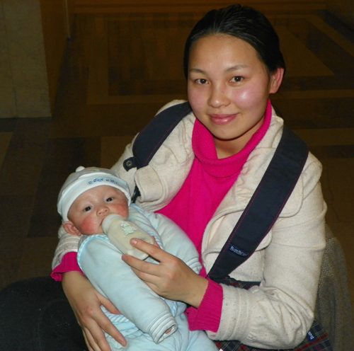 Liu Juan and baby Sincere Xu