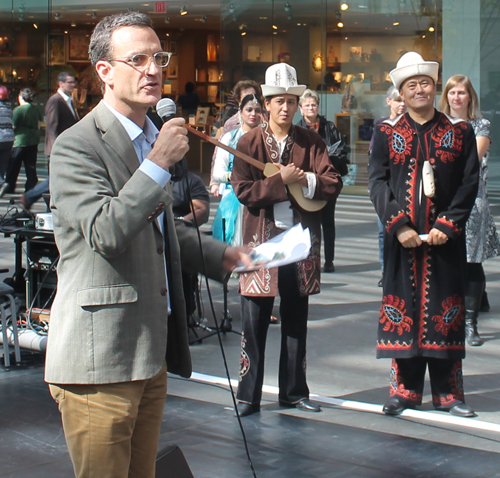 CMA Director Bill Griswold introducing visitors from Kurdistan