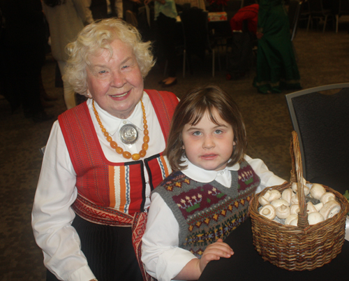 Erikka Puussaar and granddaughter