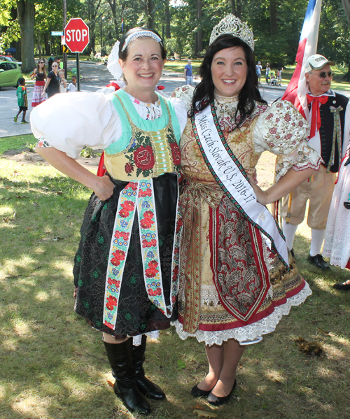 Rusyn Laurel Tombazzi and Miss Czech/Slovak US Queen Miss Michaela Marenka Steager