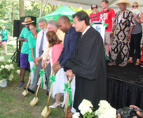 Centennial Plaza groundbreaking in Cleveland Cultural Gardens