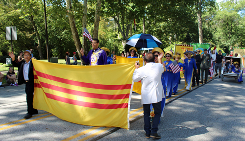 Vietnamese Garden in the Parade of Flags at 2018 One World Day