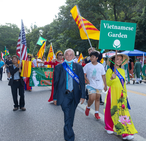 Vietnamese Garden in One World Day Parade of Flags 2021