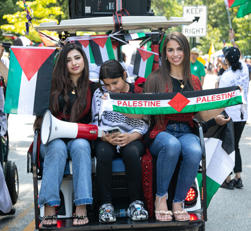 Cleveland Palestinian Community in the Parade of Flags at One World Day