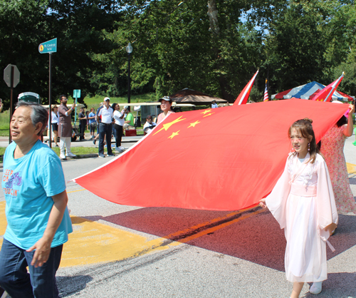 Chinese Cultural Garden in Parade of Flags at 2023 One World Day