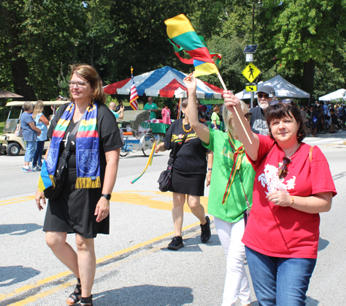 Lithuanian Cultural Garden in Parade of Flags