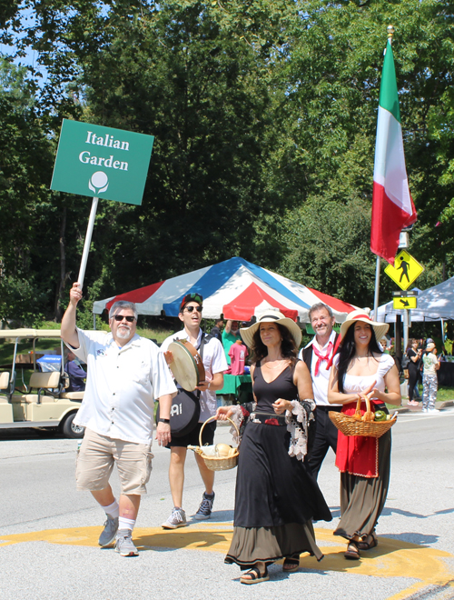 Italian Cultural Garden in Parade of Flags