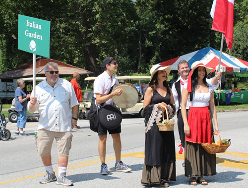 Italian Cultural Garden in Parade of Flags