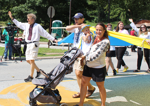 Ukrainian Cultural Garden in Parade of Flags at One World Day