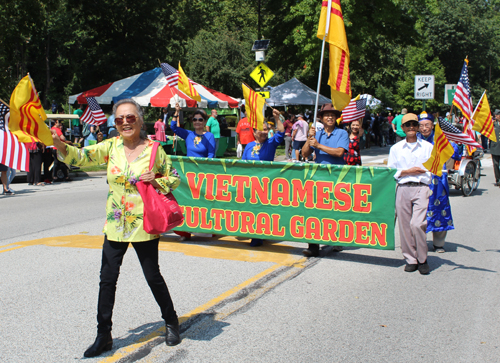 Vietnamese Cultural Garden in the Parade of Flags on One World Day