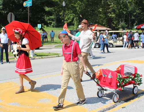 Swiss community in the Parade of Flags on One World Day