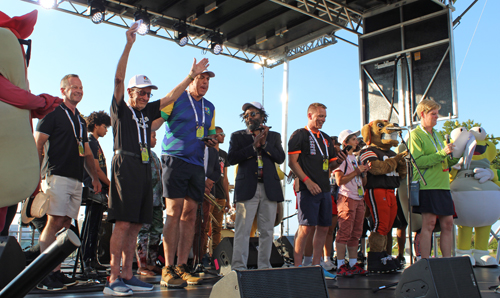96 year old athlete from Australia taking the Athletes Oath