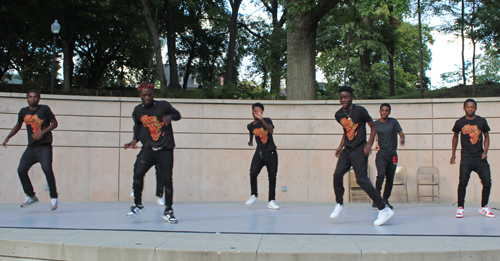 Black Beanz dance in Cleveland Cultural Gardens