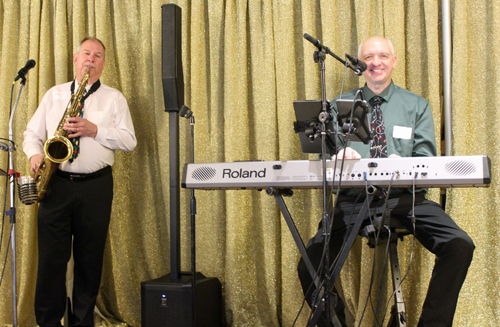 Gary Byndas and Mike Wojtila playing the Christmas music