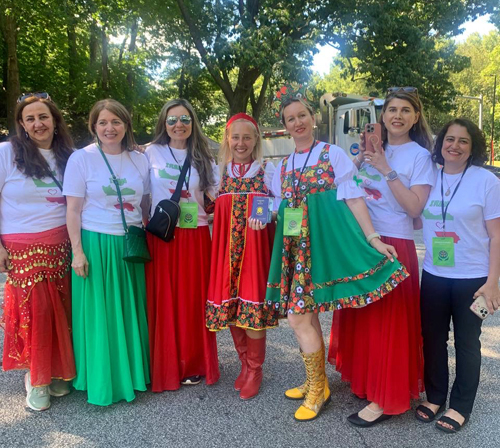 Iranian community in Parade of Flags on One World Day 2025