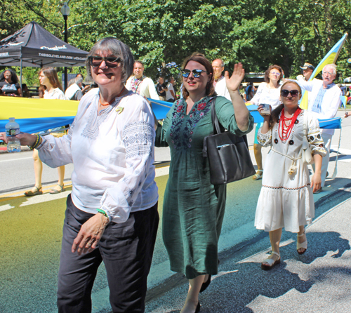 Ukrainian Cultural Garden in Parade of Flags at One World Day 2025