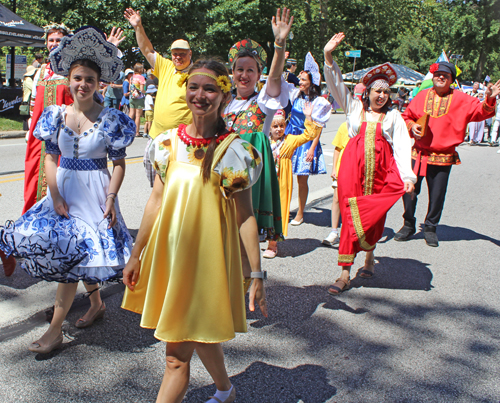 Russian Cultural Garden in the Parade of Flags on One World Day 2025