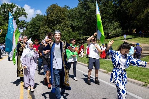 Uzbek Cultural Garden in the Parade of Flags on One World Day 2025