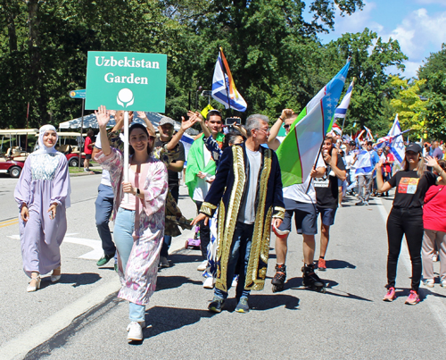 Uzbek Cultural Garden in the Parade of Flags on One World Day 2025