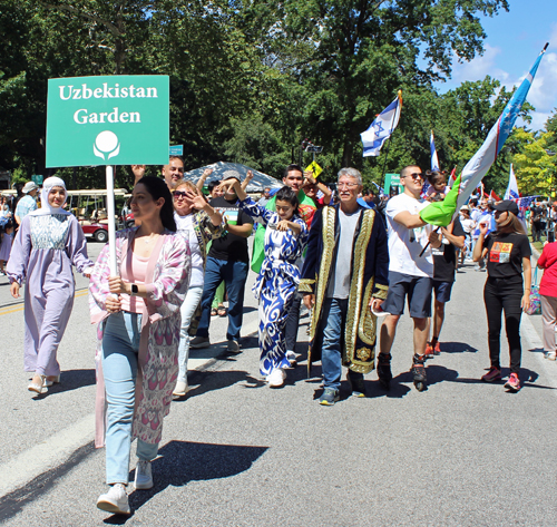 Uzbek Cultural Garden in the Parade of Flags on One World Day 2025