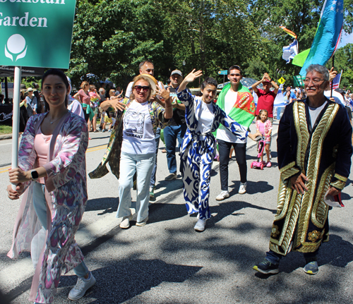 Uzbek Cultural Garden in the Parade of Flags on One World Day 2025