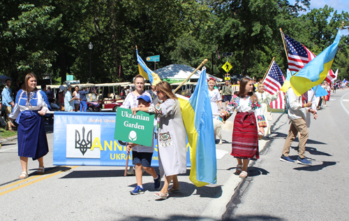 Ukrainian Cultural Garden in Parade of Flags at One World Day 2025
