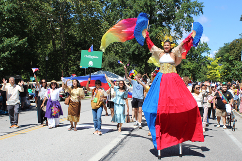 Filipino community in the Parade of Flags on One World Day 2025
