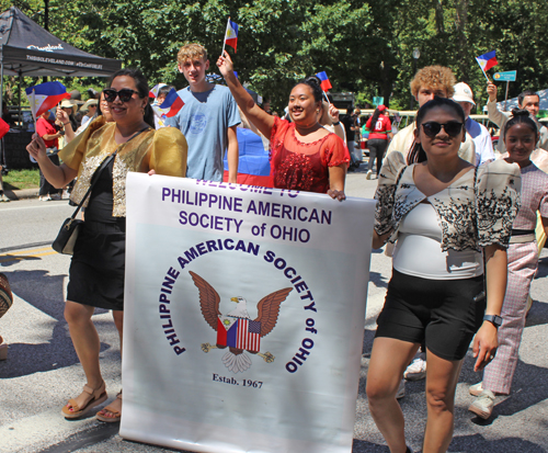 Filipino community in the Parade of Flags on One World Day 2025