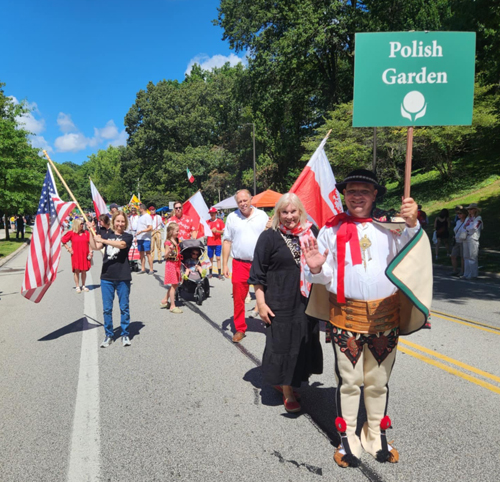Polish Cultural Garden in Parade of Flags on One World Day 2025