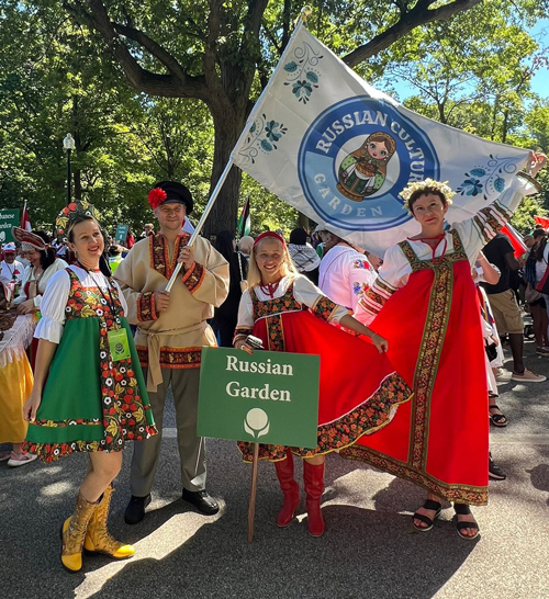 Russian Cultural Garden in the Parade of Flags on One World Day 2025