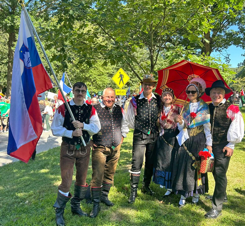 Slovenian Cultural Garden in Parade of Flags at One World Day 2025