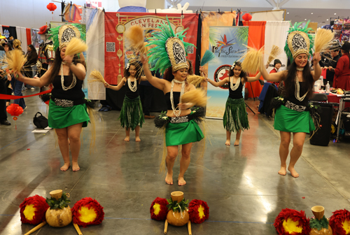 Pacific Paradise Entertainment Polynesian dance at Fan Expo