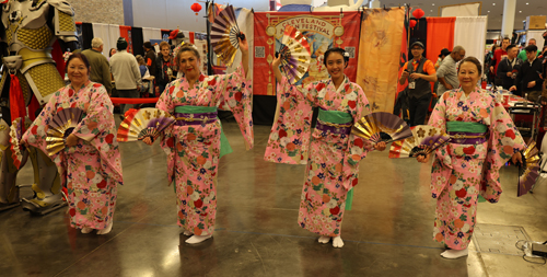 Sho-Jo-Ji Dancers at Fan Expo