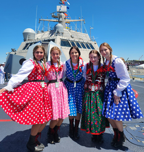 PIAST Polish Folk Song and Dance Ensemble and USS Cleveland
