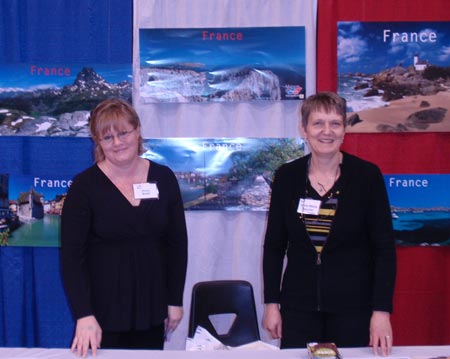 Brenda Bush and Anne-Marie Saunier at Cleveland Home and Garden Show (2009) photos by Dan Hanson