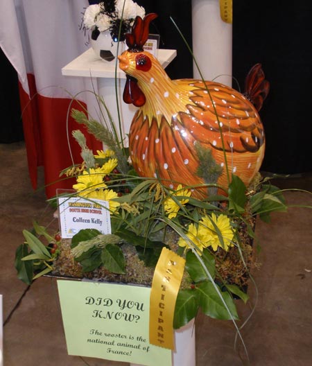Floral designs from Cleveland school kids at the 2009 Cleveland Home and Garden Show (photos by Dan Hanson