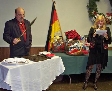 David and Renate Jakupca with the stollen