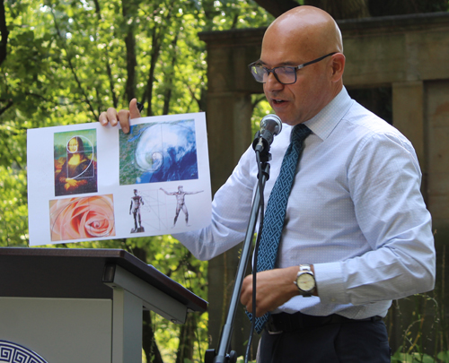 Athanasious Sarantopoulus teaching in the Greek Cultural Garden