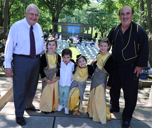 Lou Frangos, Emmanual Ermidis and Greek kids
